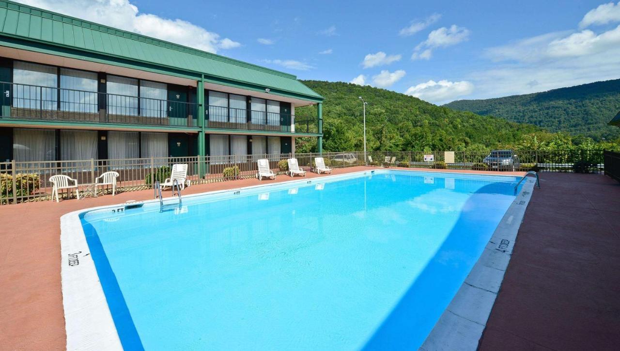 Magnuson Hotel Mountain View Covington Bagian luar foto