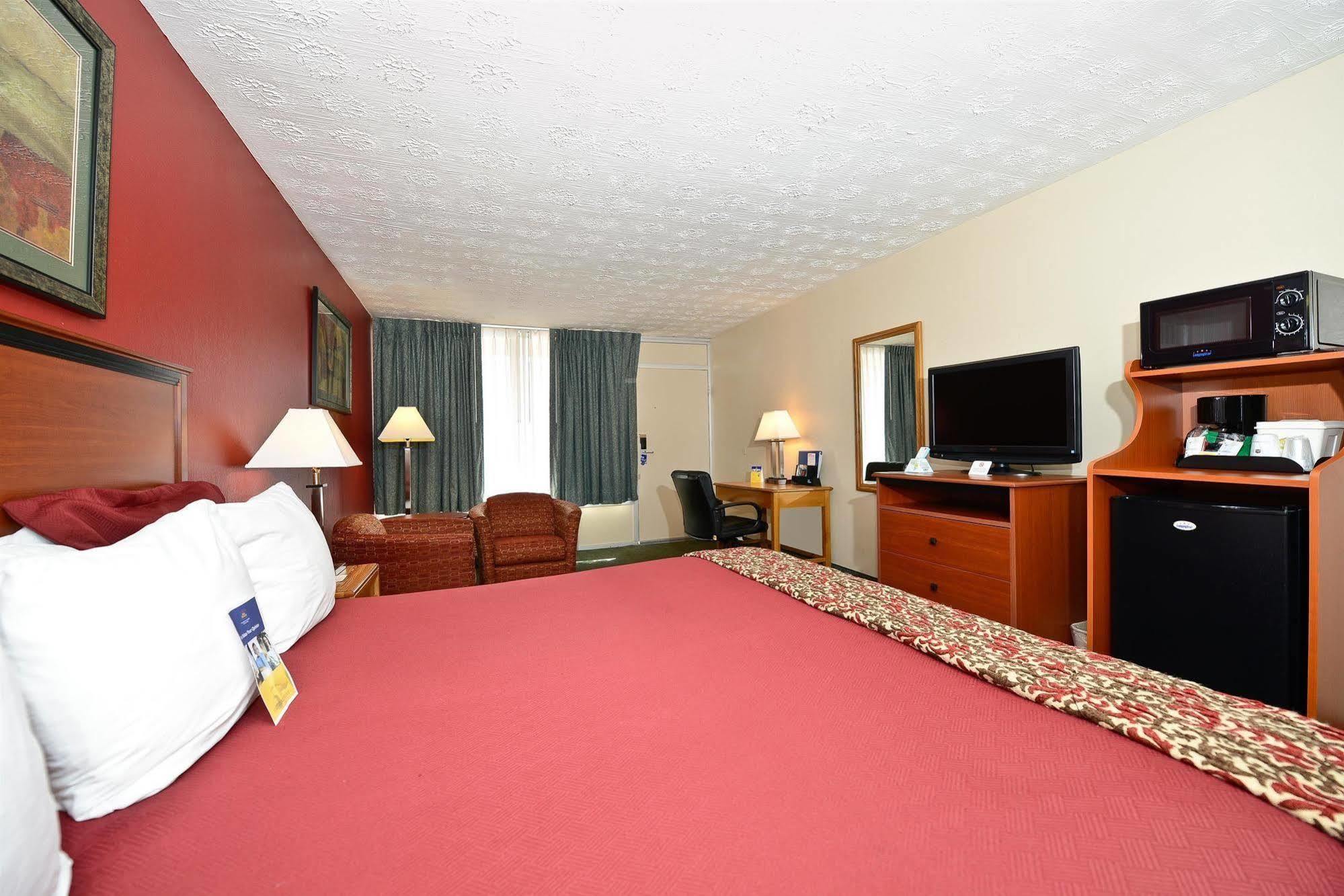 Magnuson Hotel Mountain View Covington Bagian luar foto